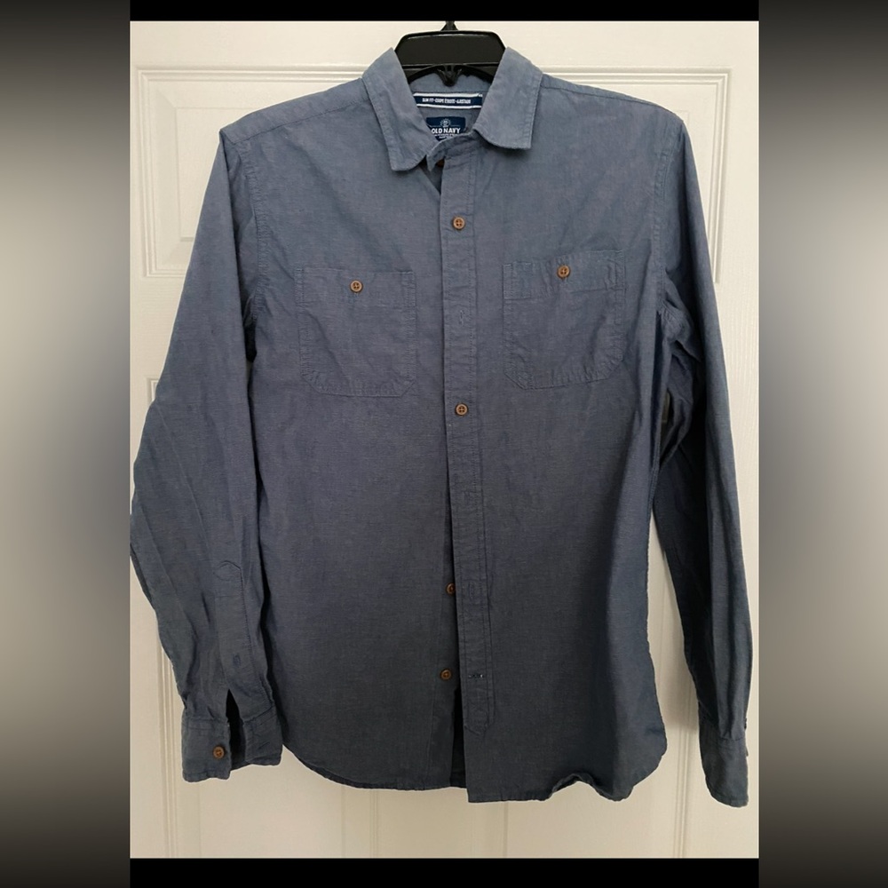 Old Navy Men’s Long Sleeve Button Down